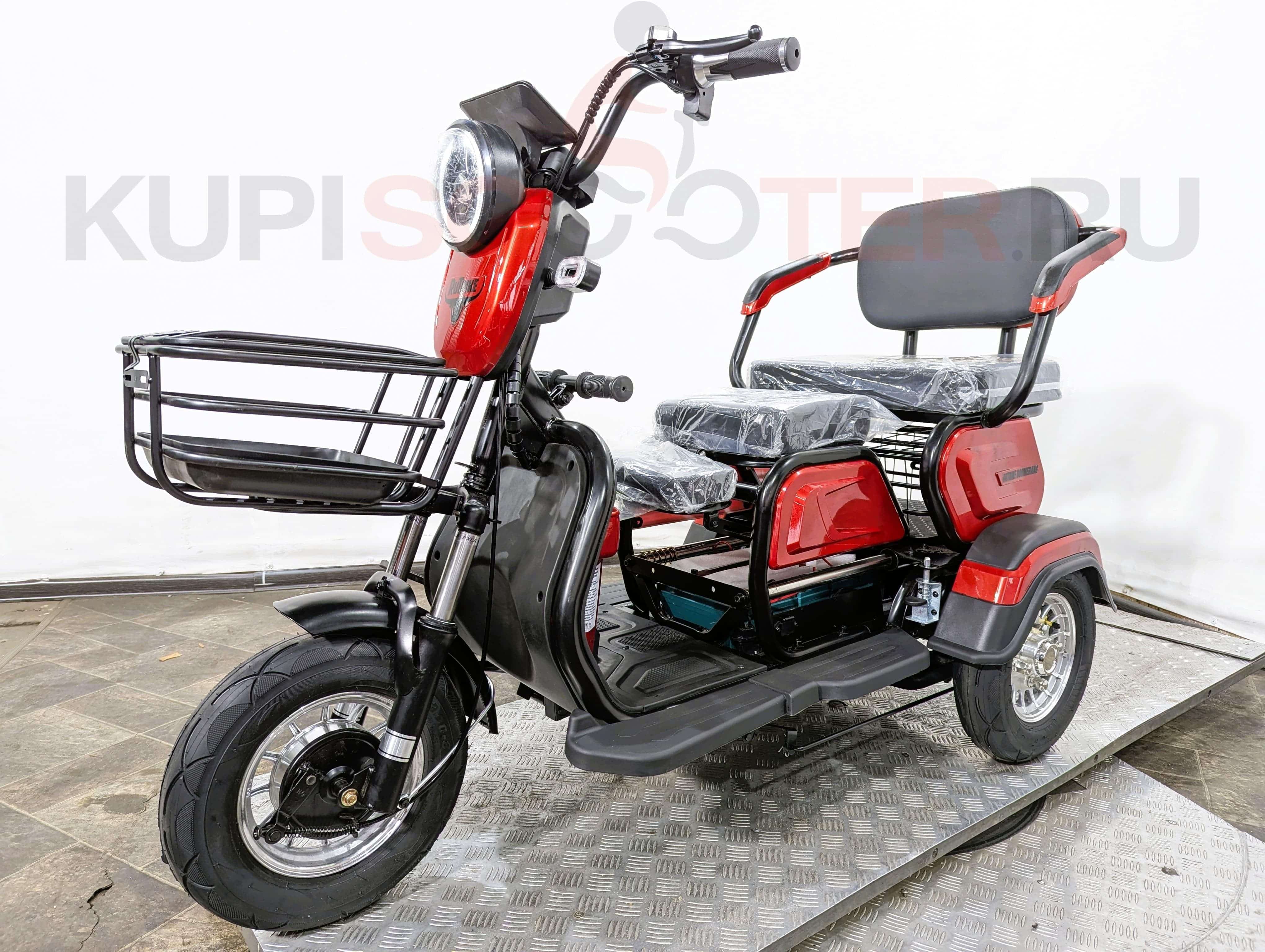 Трицикл Rutrike Бумеранг красный (арт. rutrike-bumerang-red)